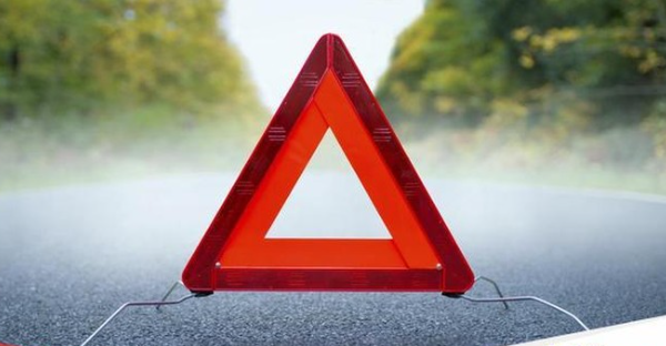 Truk Kecelakaan hingga Masuk Parit di Tol Japek Bekasi Barat Arah Jakarta